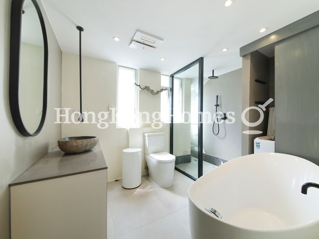 Bathroom — Midland Court, Mid-levels West