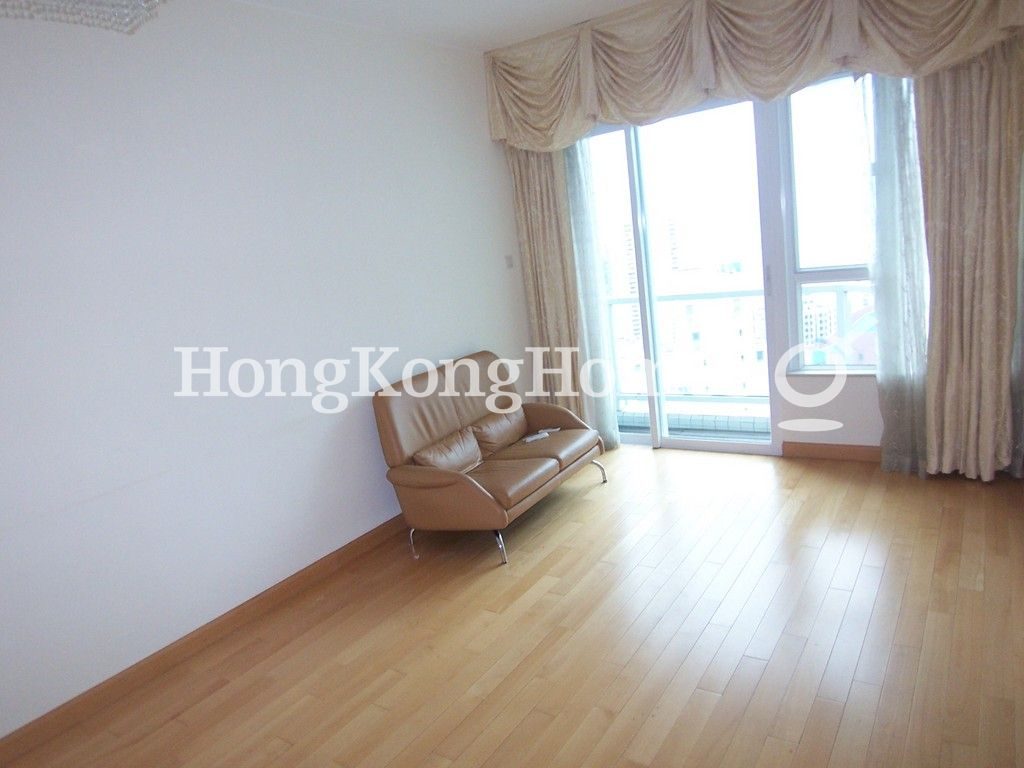 Living and Dining Room — Reading Place, Mid-levels West