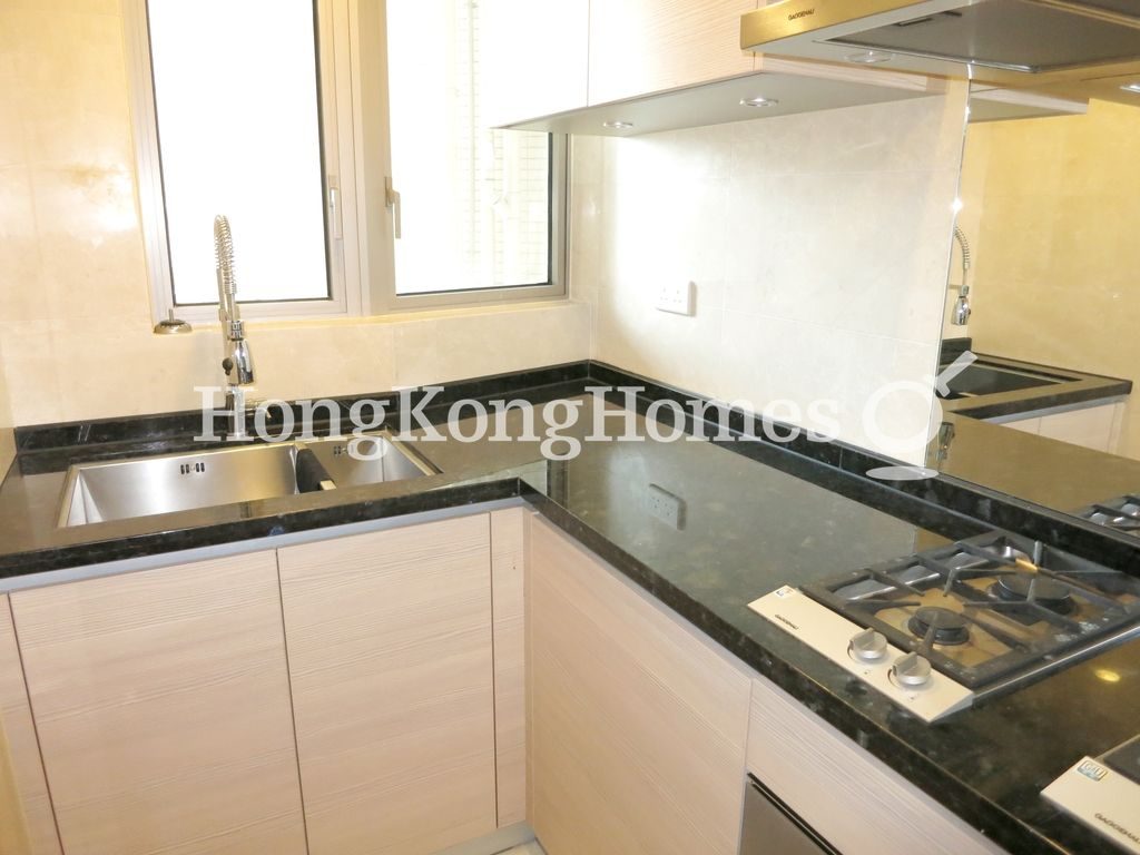 Kitchen — The Avenue - Phase 1 - Tower 5, Wan Chai