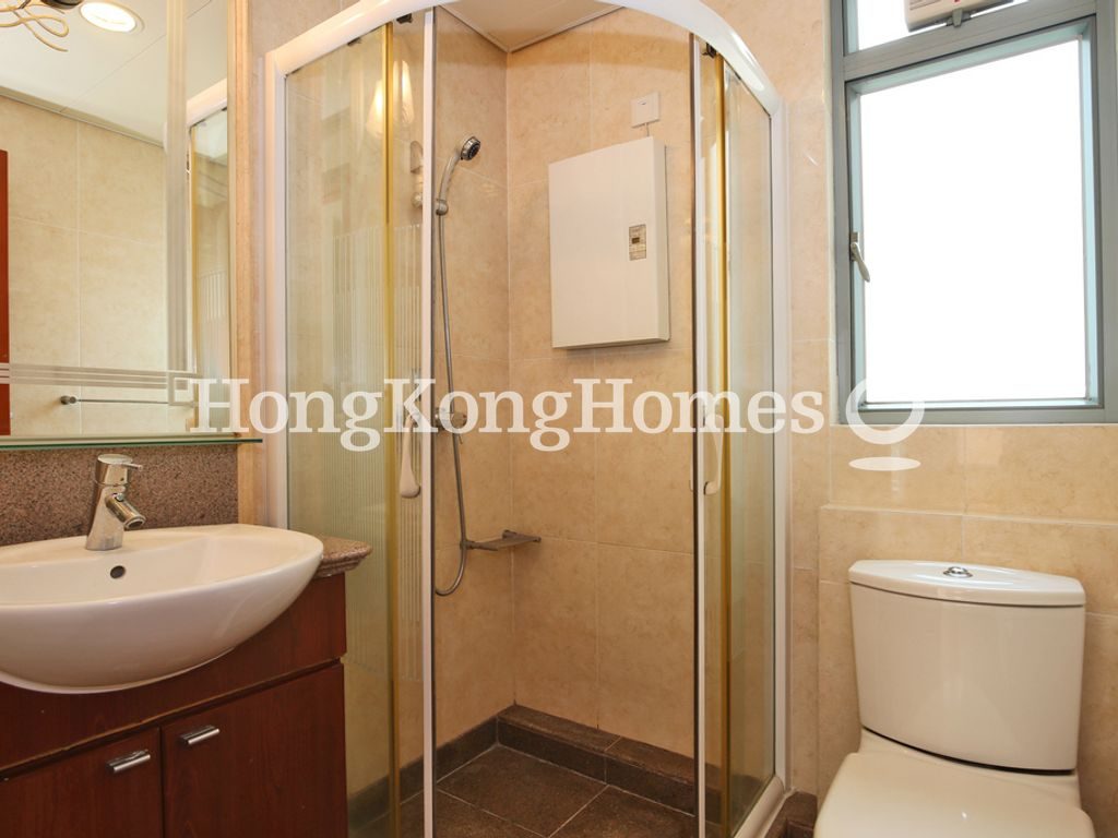 Guest Bathroom — Park Road, 2, Mid-levels West