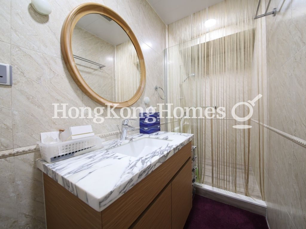 Master Bathroom — Carlos Court, Mid-levels West