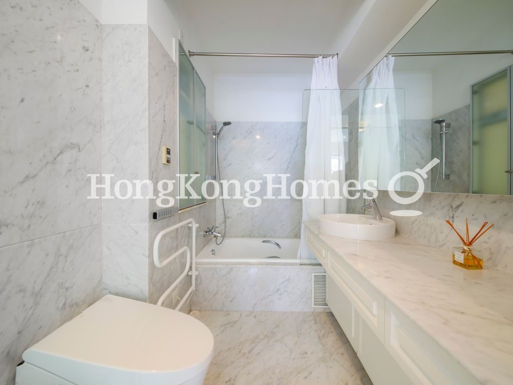 Master Bathroom — Fung Fai Terrace, 18-19A, Happy Valley