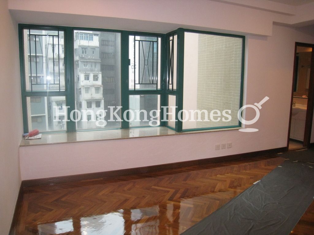 Living and Dining Room — The Grandeur, Causeway Bay