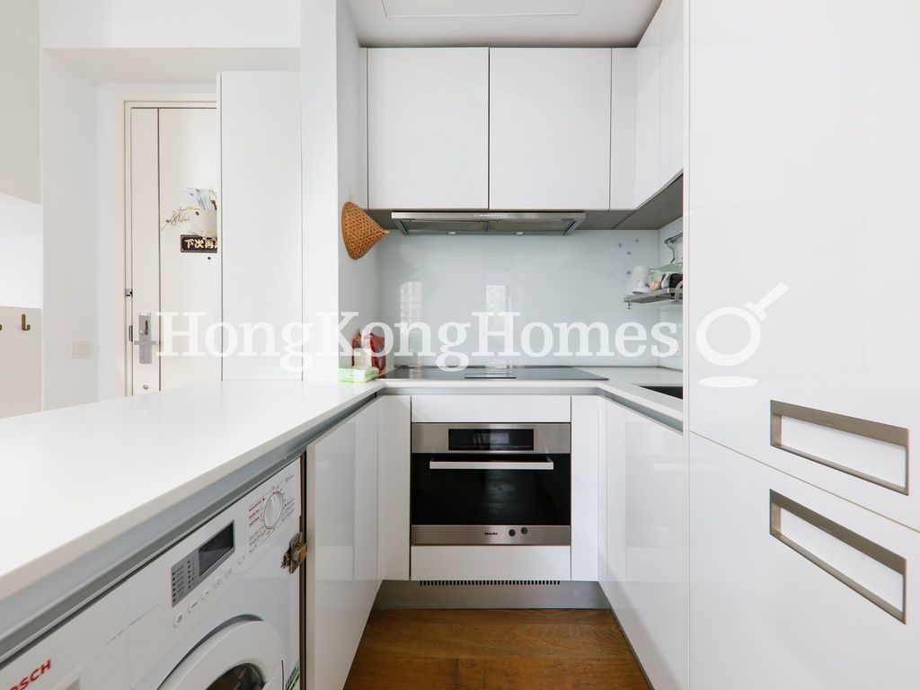 Open Kitchen — yoo Residence, Causeway Bay