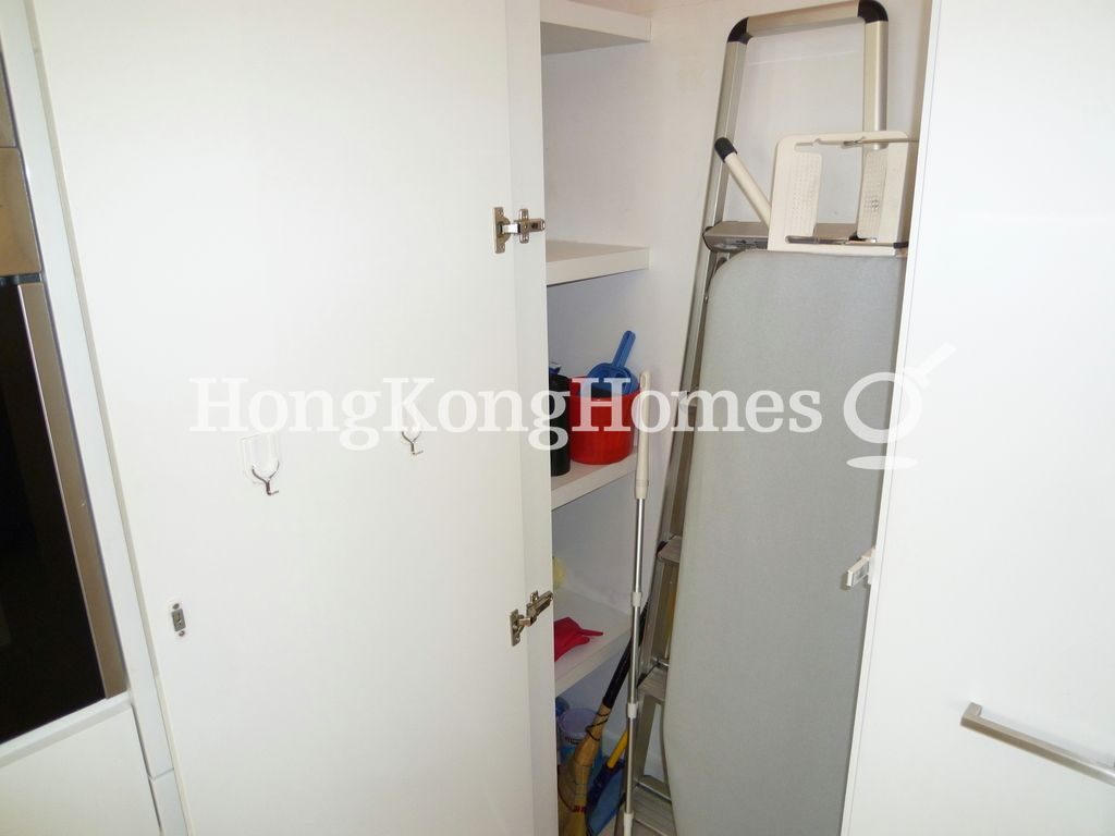 Storeroom — Ka Fu Building, Mid-levels West