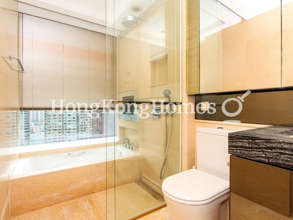 Master Bathroom — The Cullinan I, Tsim Sha Tsui