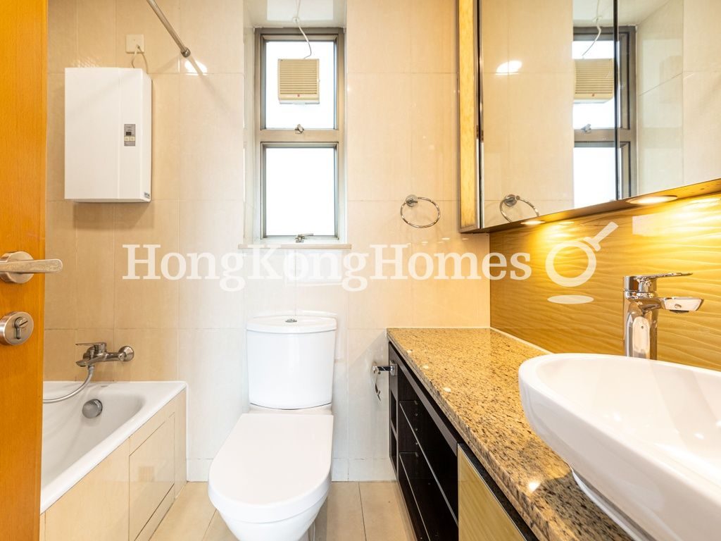 Master Bathroom — The Zenith - Block 3, Wan Chai
