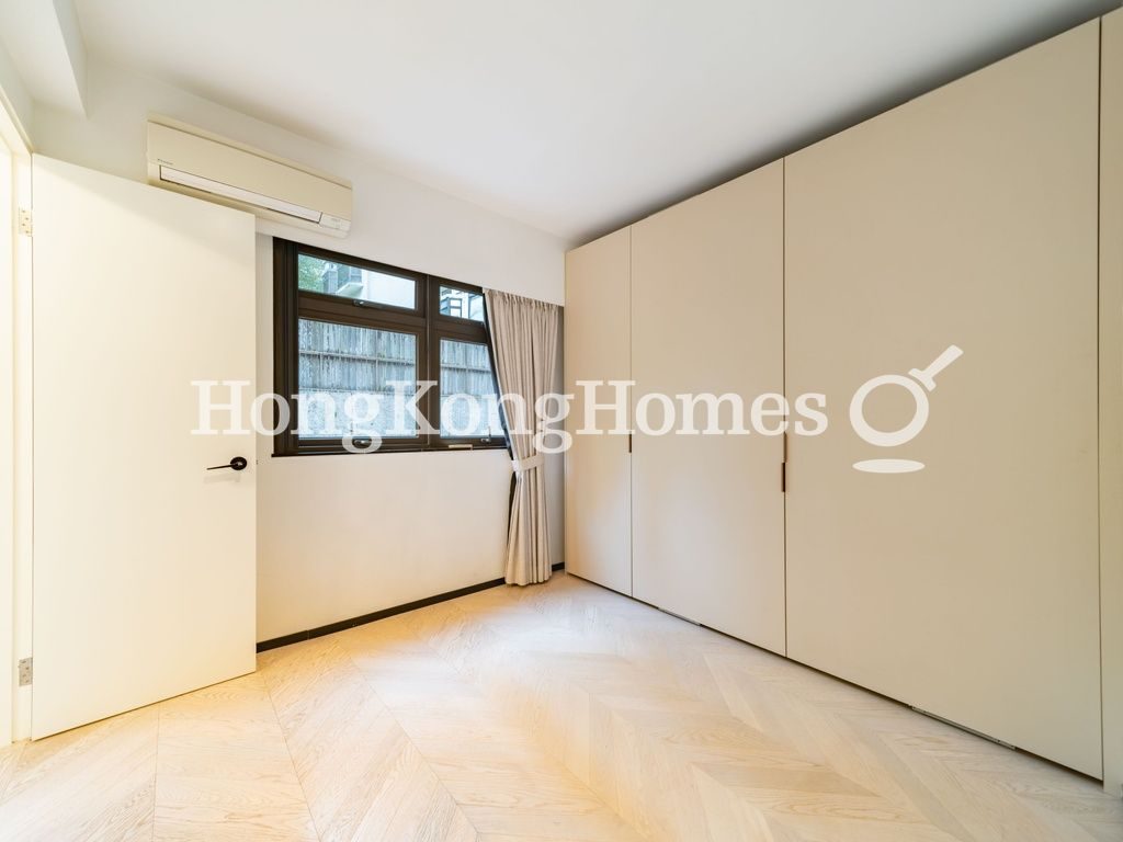 Master Bedroom — Sea Breeze Court, North Point