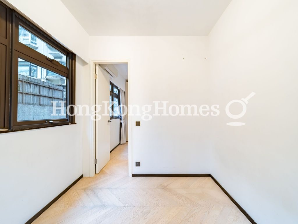 Second Bedroom — Sea Breeze Court, North Point