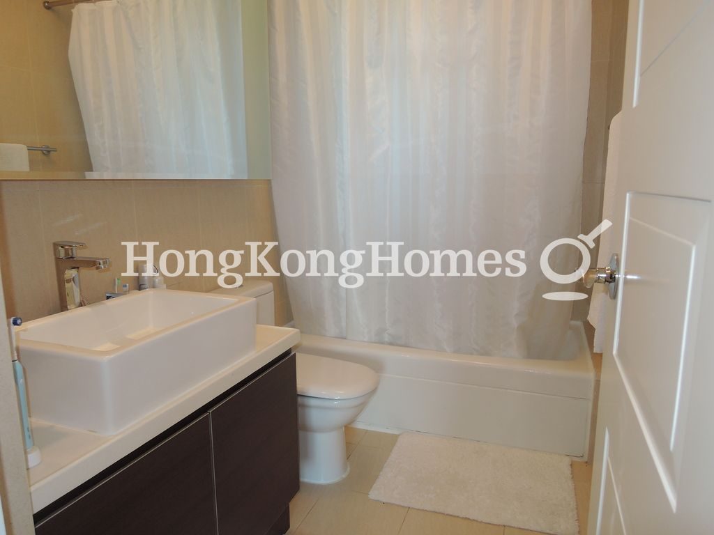 Guest Bathroom — Siena 2 - Block 02, Discovery Bay