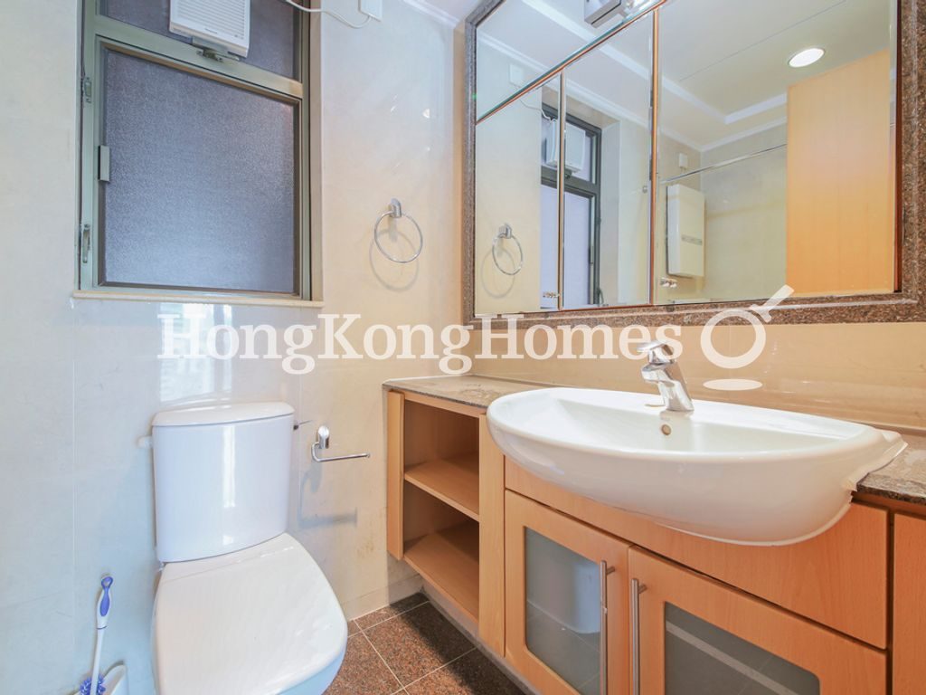 Guest Bathroom — The Belcher's - Block 8, Pokfulam