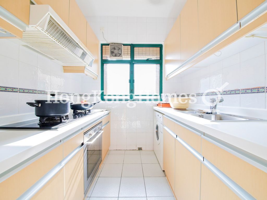 Kitchen — Hillsborough Court - Block 04 - The Royal Tower, Mid-levels Central