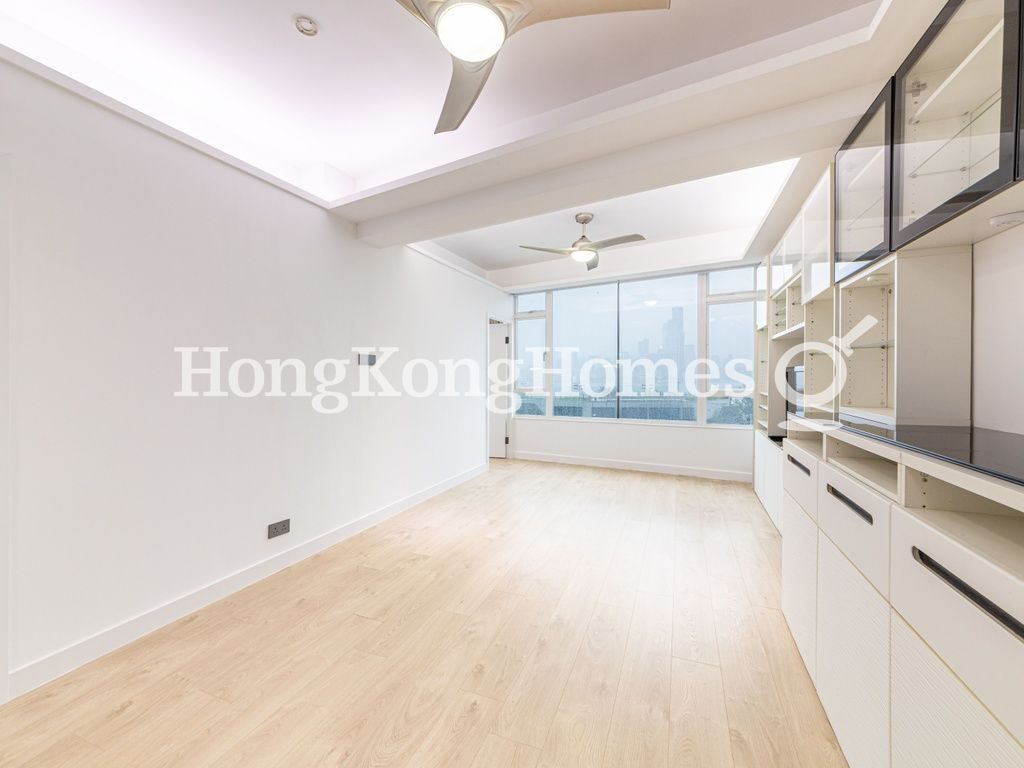 photo 3 — Hoi To Court, Causeway Bay