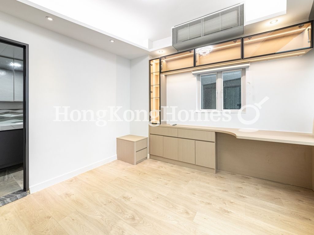 photo 5 — Hoi To Court, Causeway Bay
