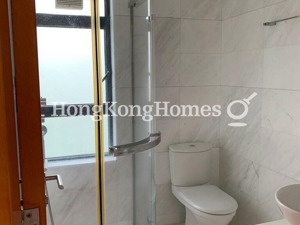 Master Bathroom — Residence Bel-Air - Phase 06 - Bel-Air No. 8, Tower 1, Pokfulam