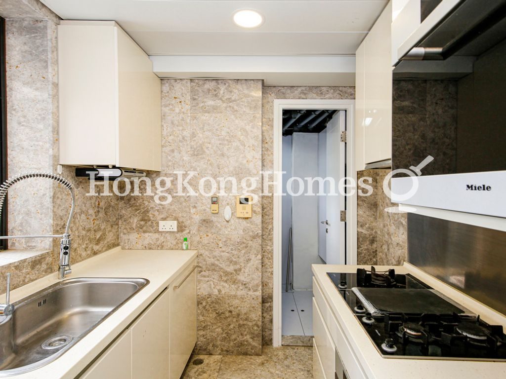 Kitchen — Residence Bel-Air - Phase 06 - Bel-Air No. 8, Tower 1, Pokfulam