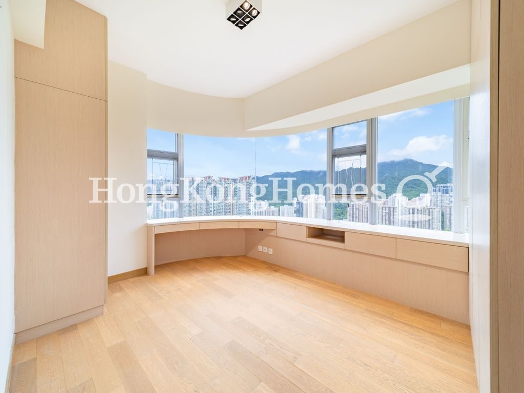 Master Bedroom — Royal Forest - Block 01, Shatin