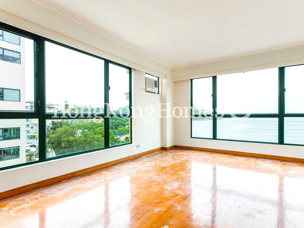 Living and Dining Room — Stanley Beach Villa (STIL49), Stanley