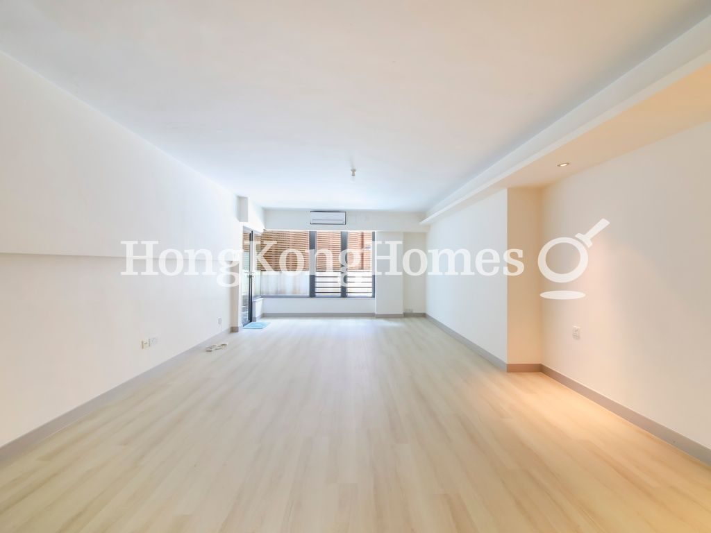 Living and Dining Room — Tung Shan Terrace 12, Mid-levels East