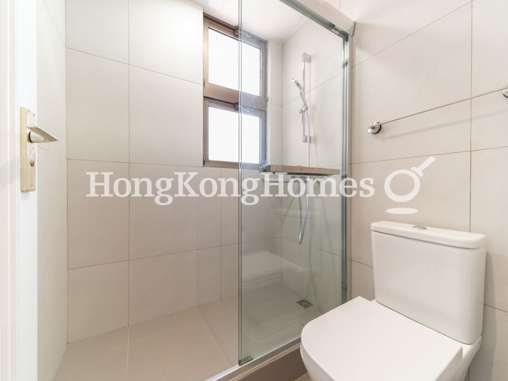 Master Bathroom — Hong Kong Parkview - Tower 03, Repulse Bay