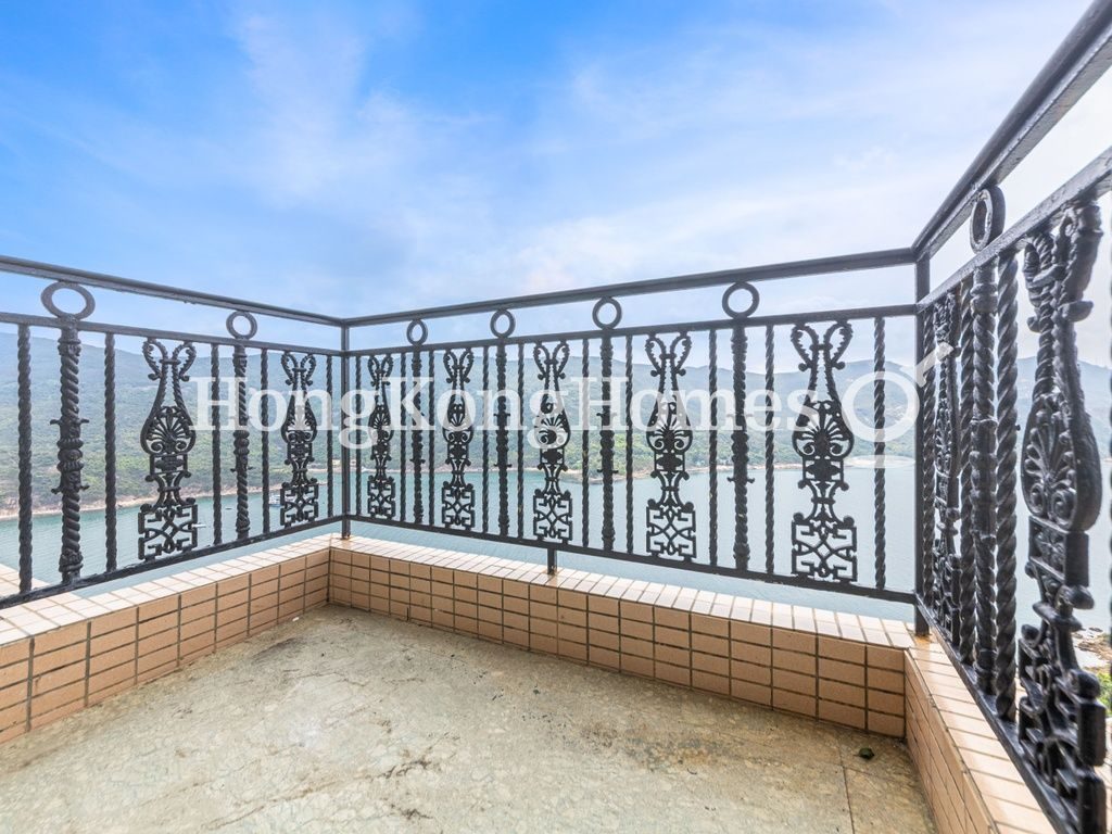 Balcony off Living and Dining Room — The Redhill Peninsula - Block 02, Tai Tam