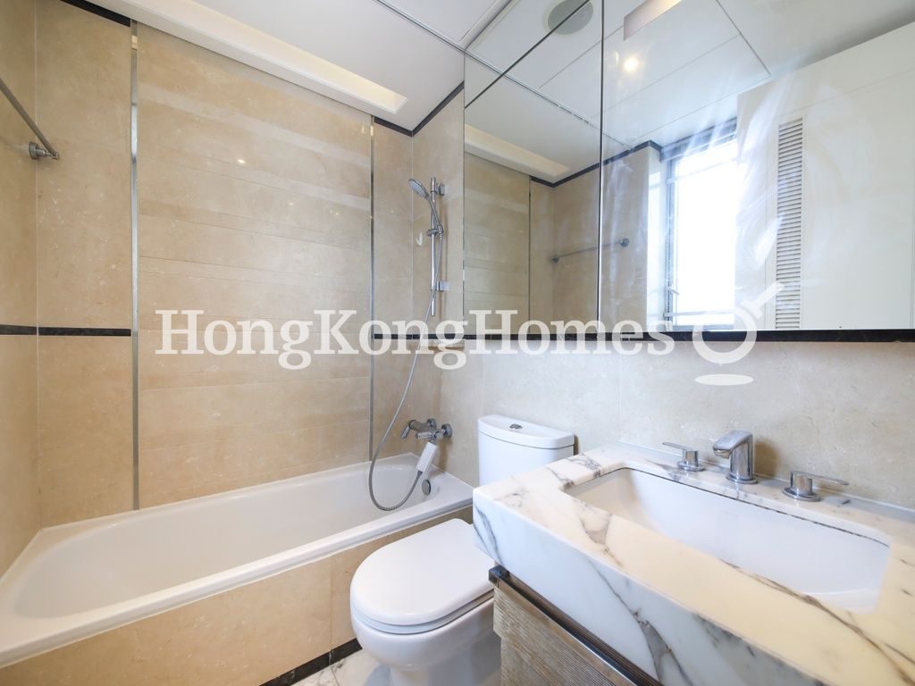 Master Bathroom — Lexington Hill, Western / Kennedy Town