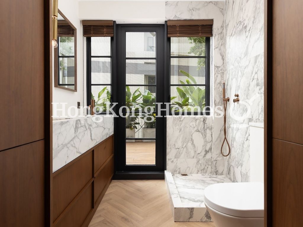 Bathroom — The Notting Hill, Mid-levels East