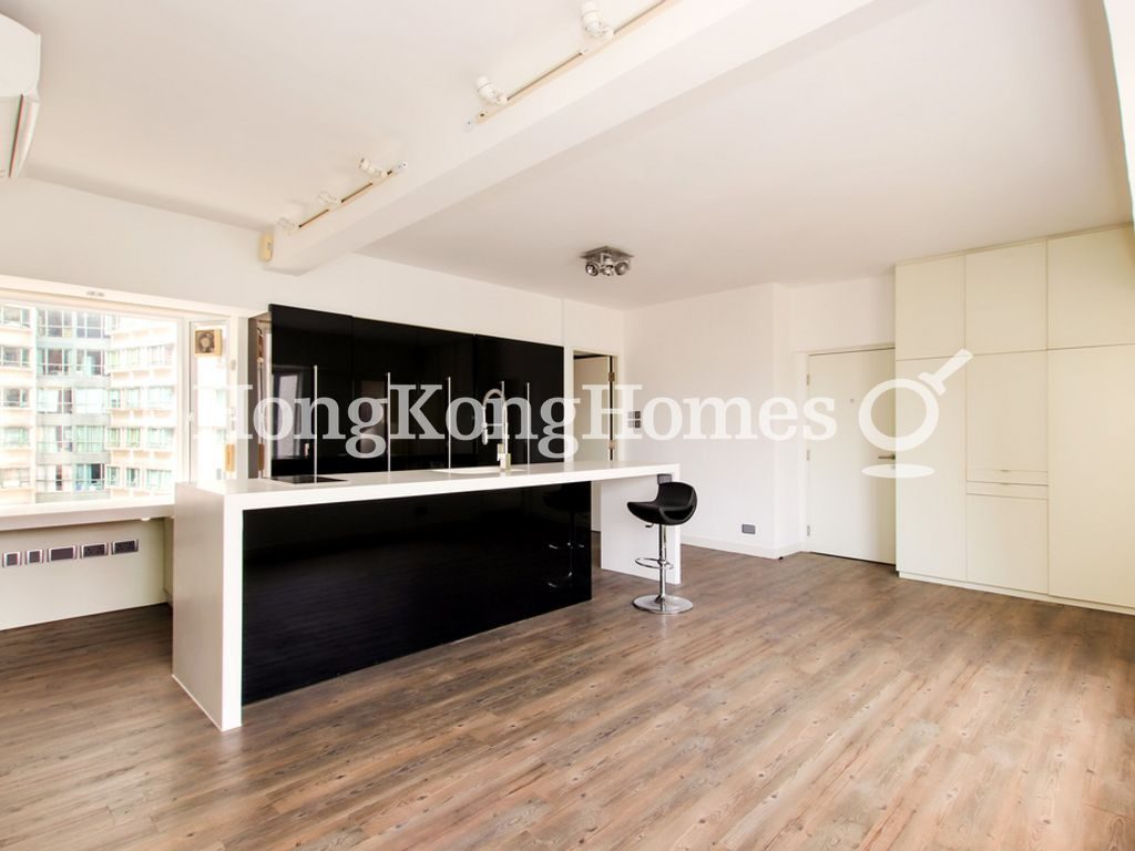 Living and Dining Room — Woodlands Terrace, Mid-levels West