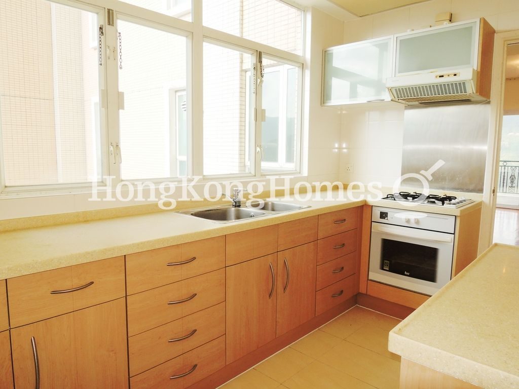 Kitchen — The Redhill Peninsula - Block 03, Tai Tam