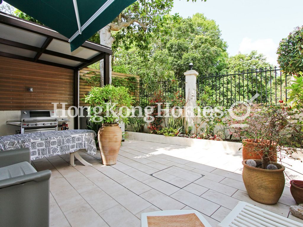 Private Garden off Living & Dining Room — Acacia Villa, Cheung Sha