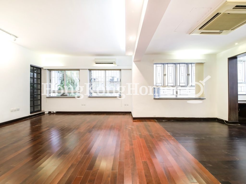 Living and Dining Room — Bayview Mansion, Mid-levels Central