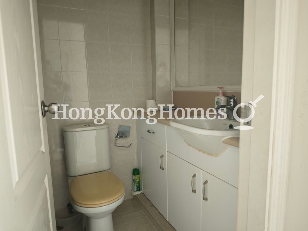 Third Ensuite Bathroom — Beaulieu Peninsula - Type B, Gold Coast