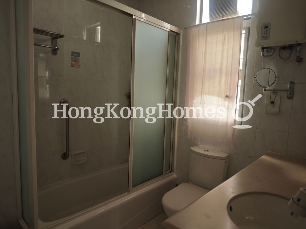 Master Bathroom — Beaulieu Peninsula - Type B, Gold Coast