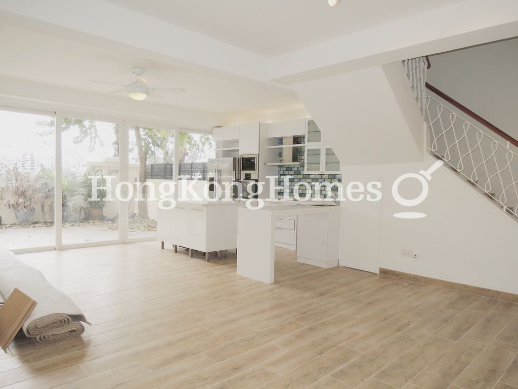 Dining Room — Burlingame Garden, Sai Kung