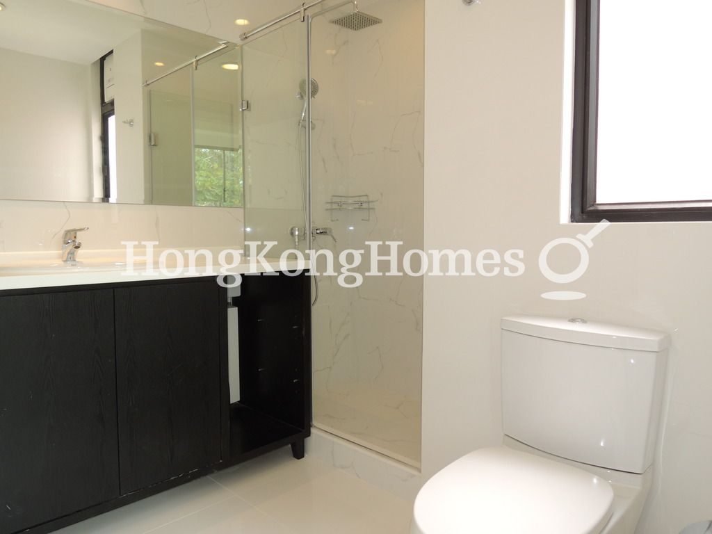 Master Bathroom — Burlingame Garden, Sai Kung