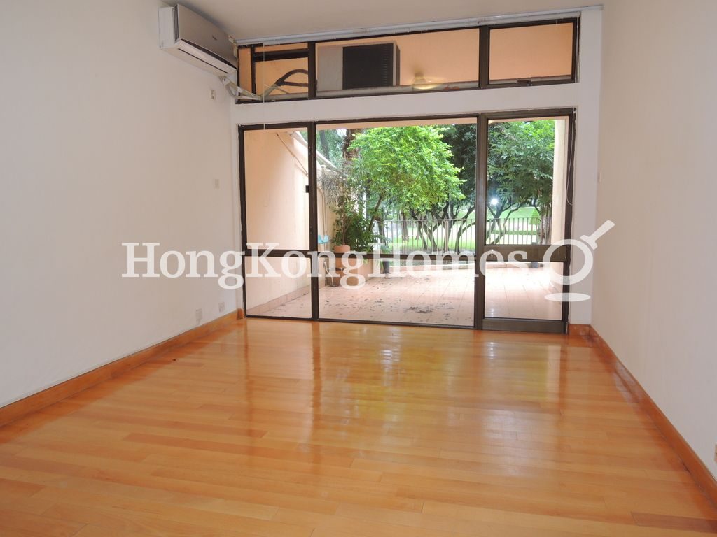 Master Bedroom — Phase 1 - Beach Village - Seahorse Lane - Block 08, Discovery Bay
