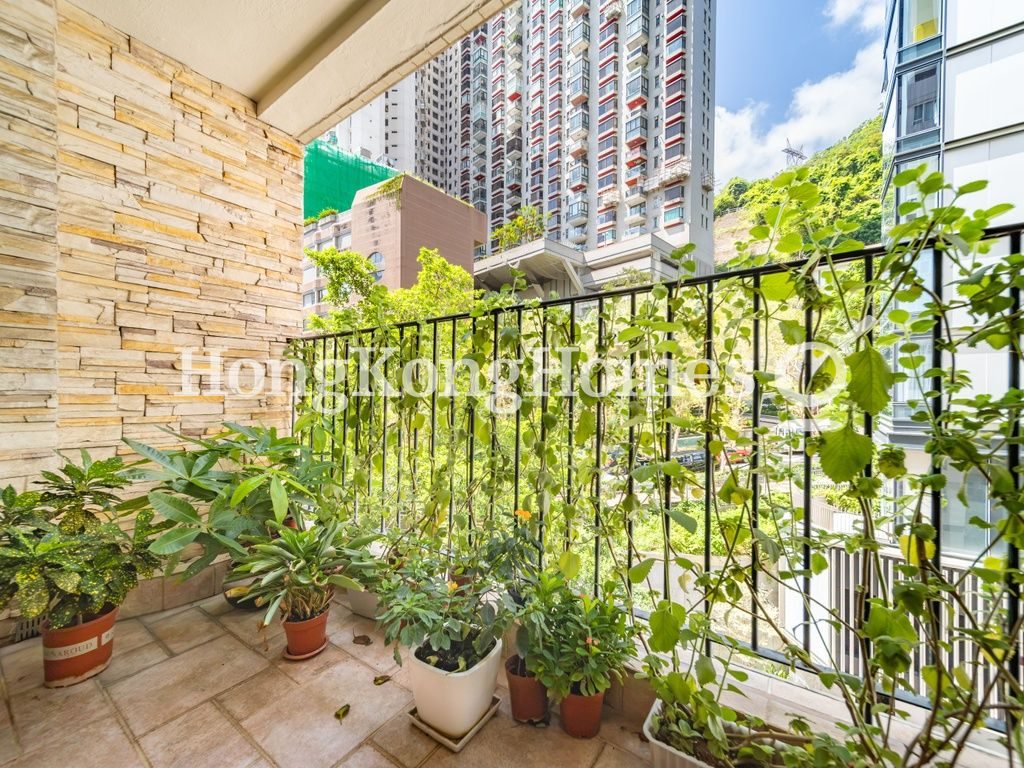 Balcony off Living and Dining Room — Phoenix Court - Block 02, Mid-levels East