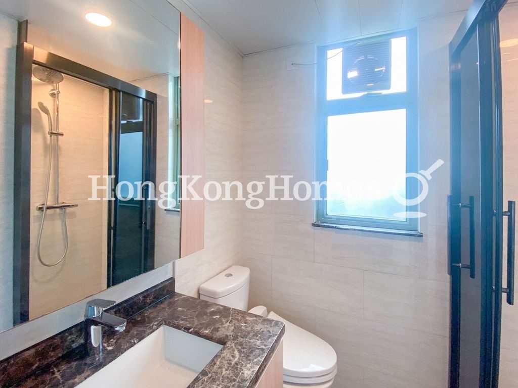 Master Bathroom — Royal Court, Mid-levels Central