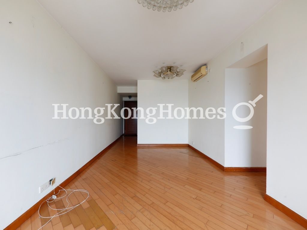Living and Dining Room — Sorrento Tower - 5, Tsim Sha Tsui