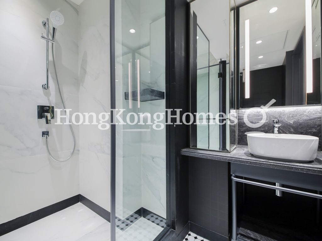 Master Bathroom — The Hayworth by V, Causeway Bay