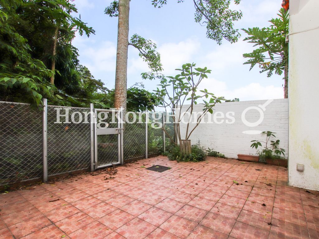 Private Roof Terrace — Las Pinadas, Clear Water Bay