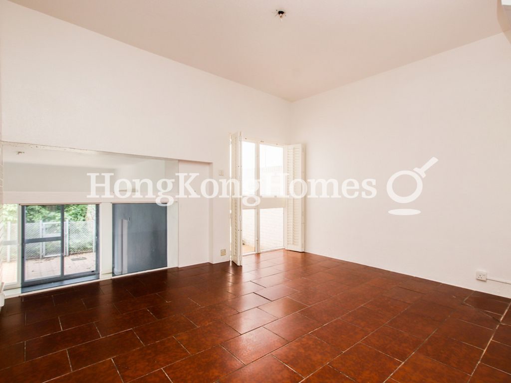 Dining Room — Las Pinadas, Clear Water Bay