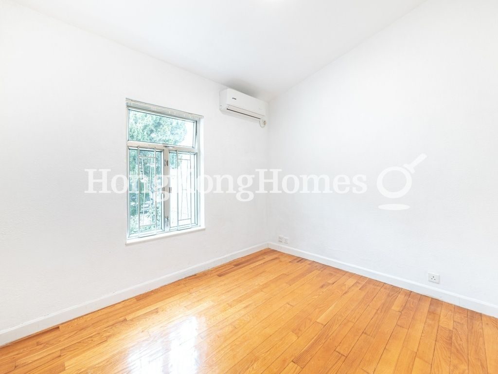 Third Bedroom — Las Pinadas, Clear Water Bay