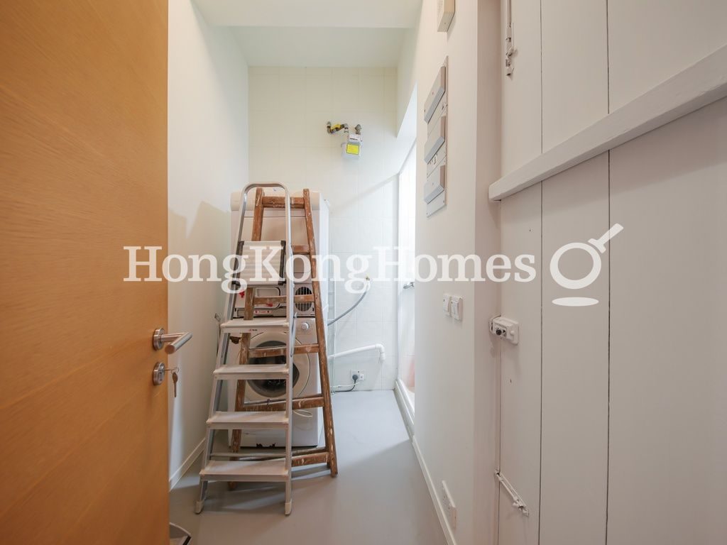 Maid's Room and Washroom — Best View Court, Mid-levels Central