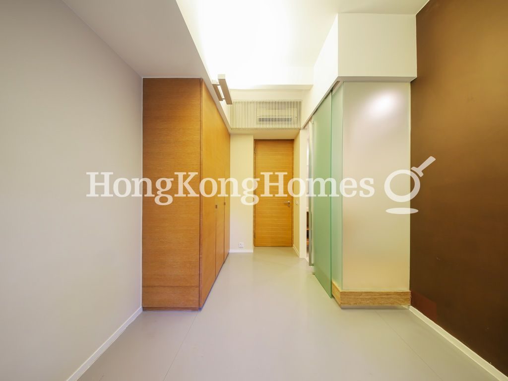 Second Ensuite Bedroom — Best View Court, Mid-levels Central