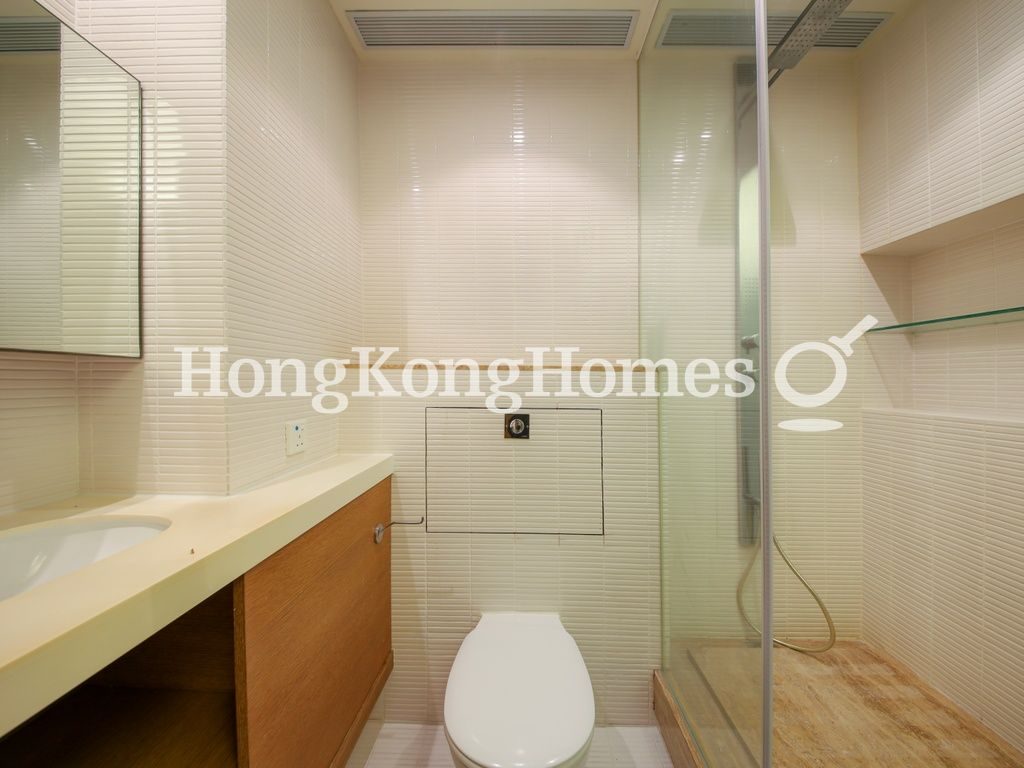 Second Ensuite Bathroom — Best View Court, Mid-levels Central