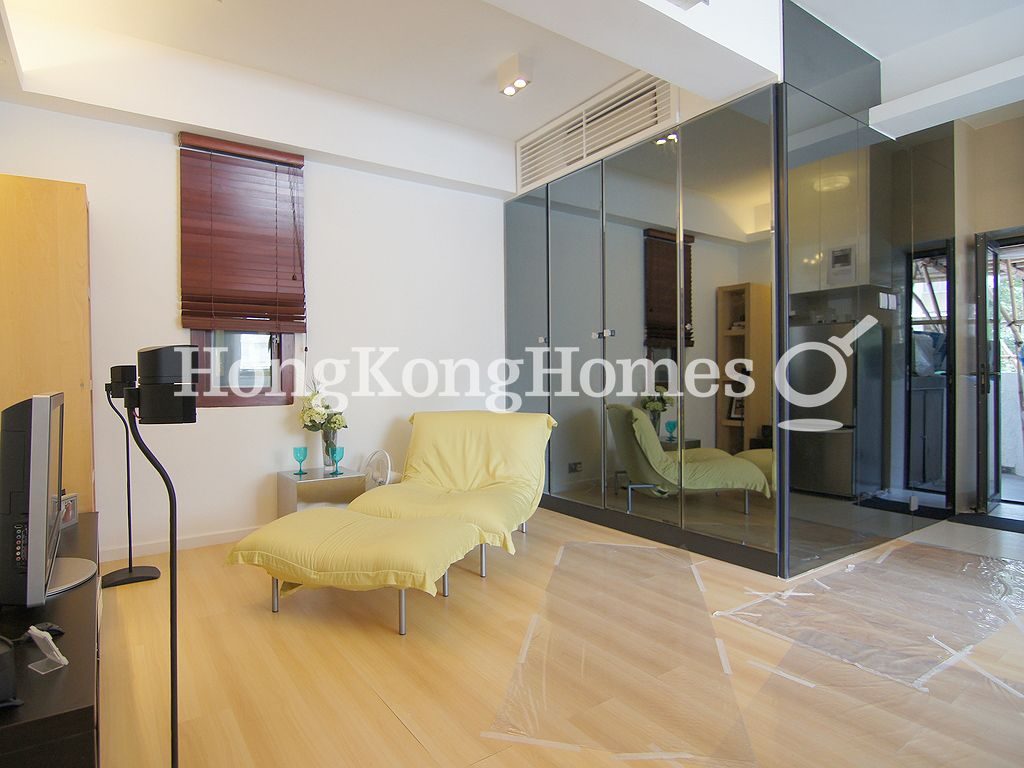 Living and Dining Room — Beaudry Tower, Mid-levels West