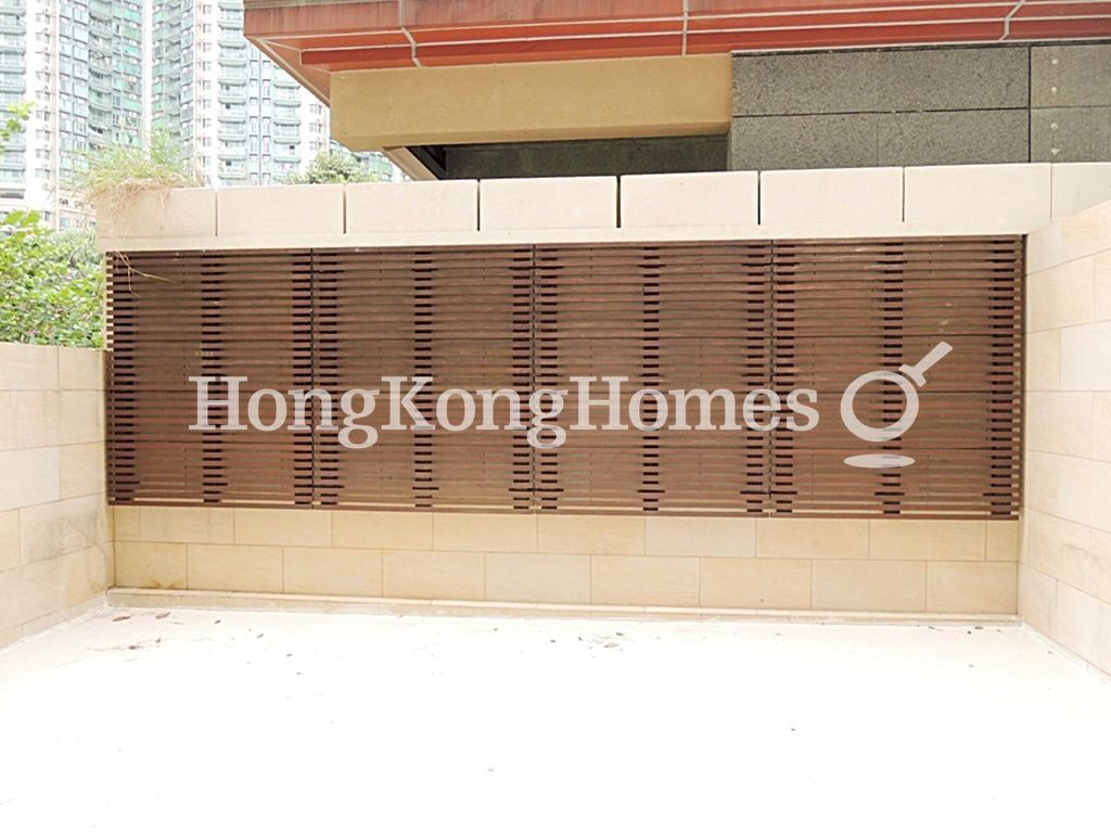 Private Terrace off Living Room — Caribbean Coast - Phase 5 - La Mer, Tung Chung