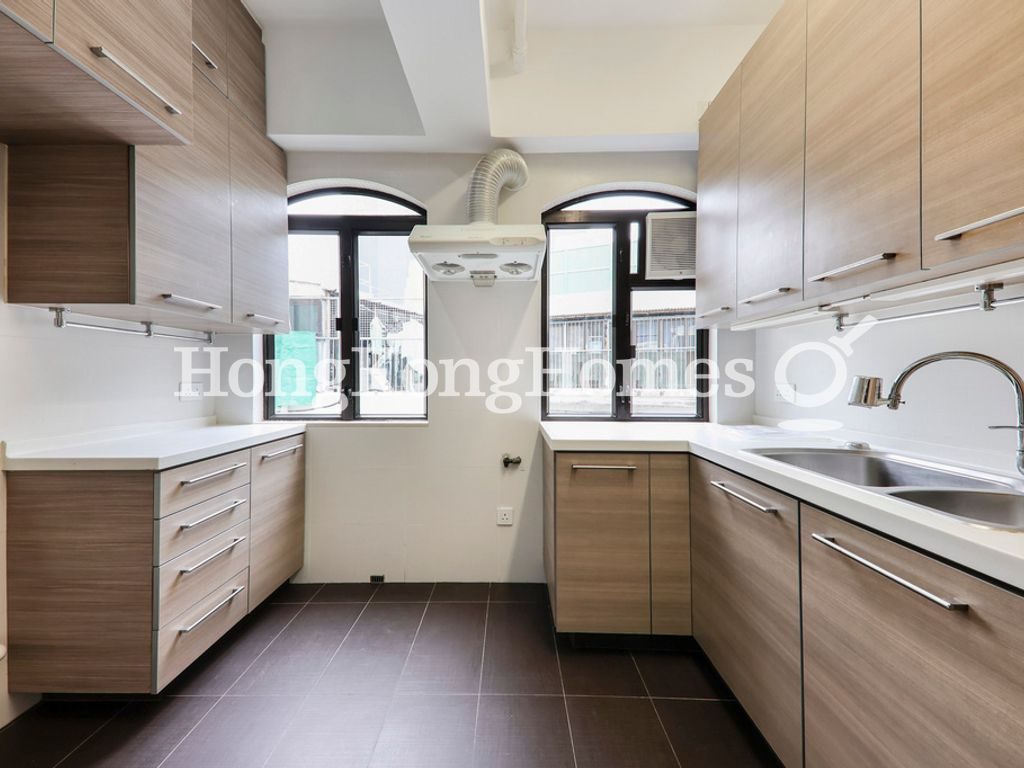 Kitchen — Fortune Court, Mid-levels Central