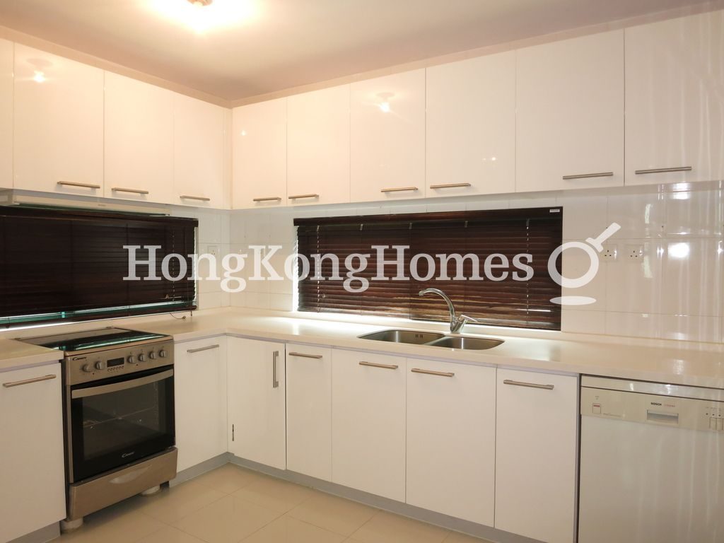 Kitchen — Leung Fai Tin, Clear Water Bay